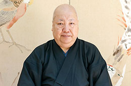 Lead Actor of the Kanze School, Gensho Umewaka, Head of the Rokuro Umewaka Family.
